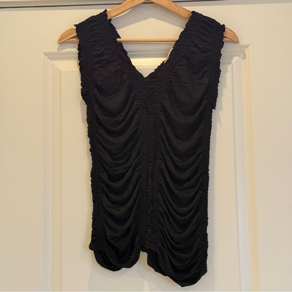 Elegant Black Ruched V-Neck Tank Top, One Size, Stretch Fit, Like New